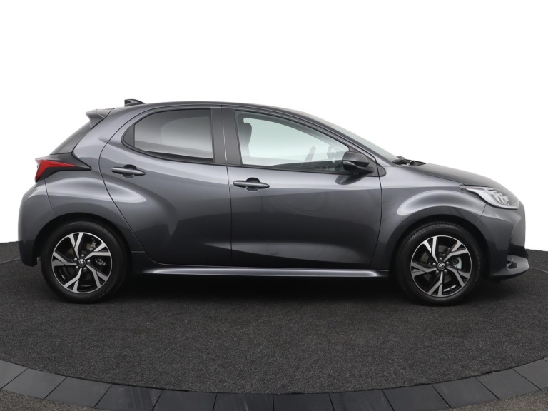 Toyota Yaris - 1.5 Hybrid 115 Dynamic 12
