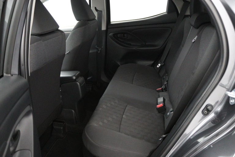 Toyota Yaris - 1.5 Hybrid 115 Dynamic 17