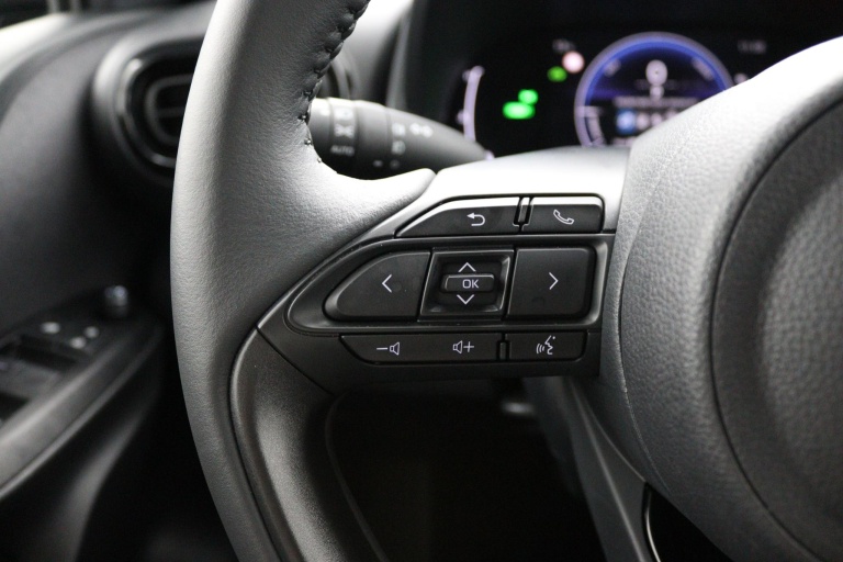 Toyota Yaris - 1.5 Hybrid 115 Dynamic 18