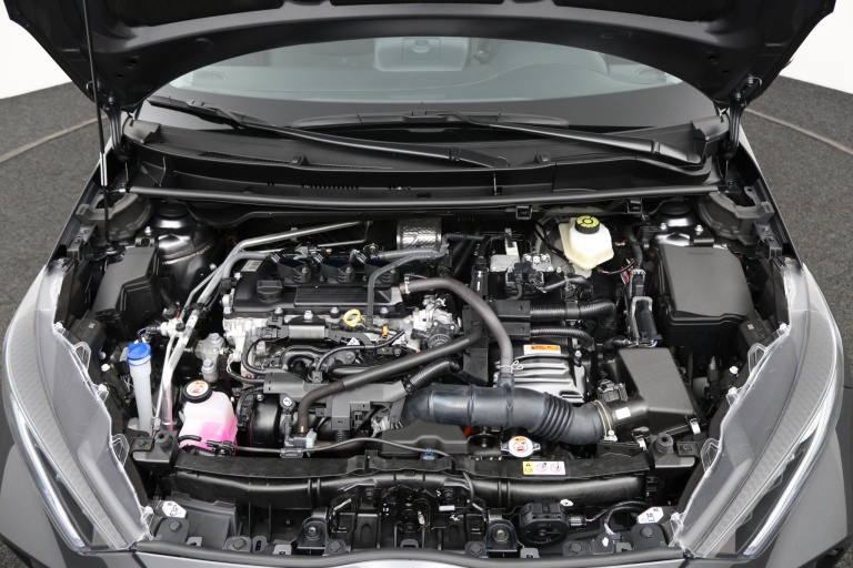 Toyota Yaris - 1.5 Hybrid 115 Dynamic 33
