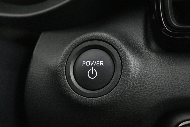 Toyota Yaris - 1.5 Hybrid 115 Dynamic 37