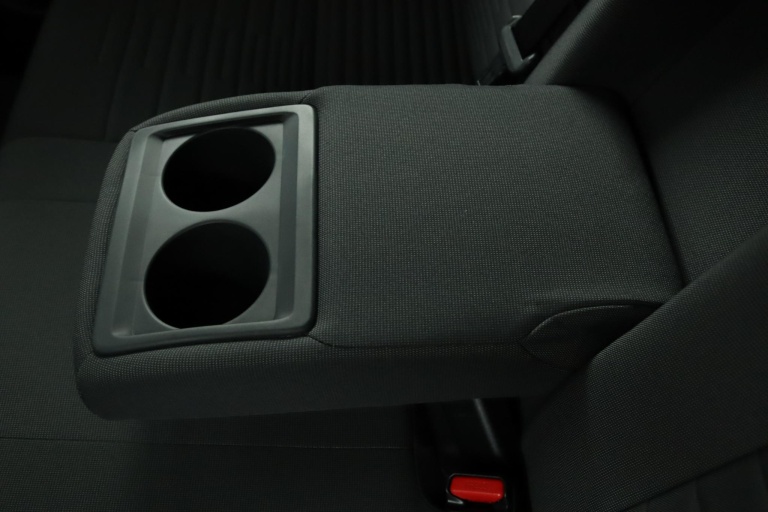 Toyota Auris - 1.2T Aspiration 39