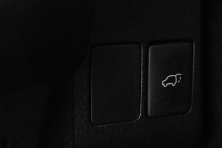 Toyota RAV4 - 2.5 Hybrid AWD Style 29