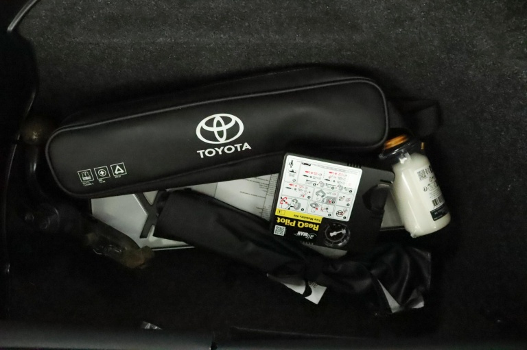 Toyota RAV4 - 2.5 Hybrid AWD Style 33