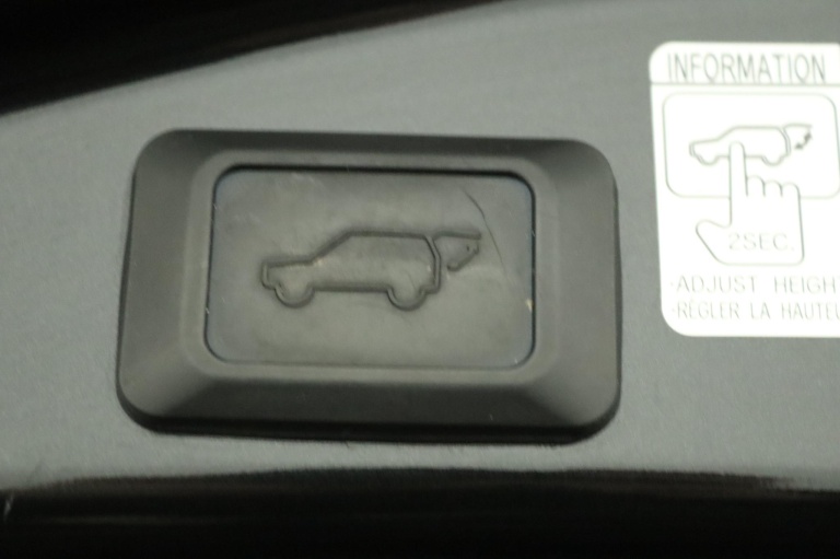 Toyota RAV4 - 2.5 Hybrid AWD Style 43