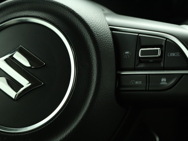 Suzuki Swift - 1.2 Select Smart Hybrid