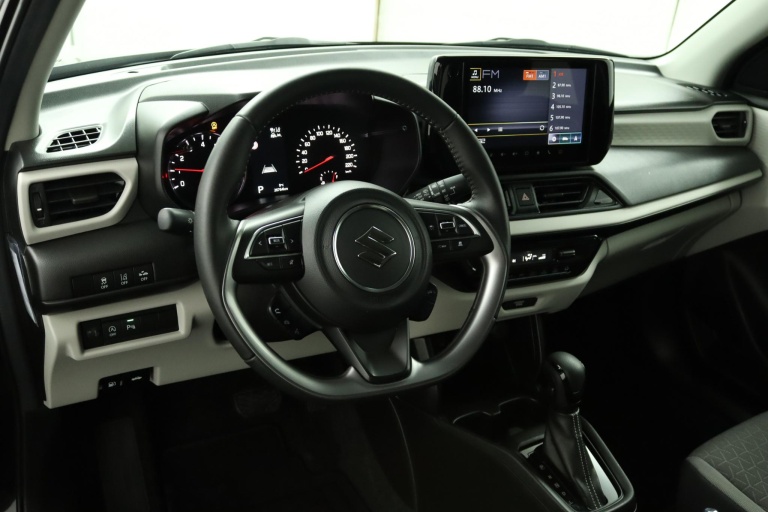 Suzuki Swift - 1.2 Select Smart Hybrid 72