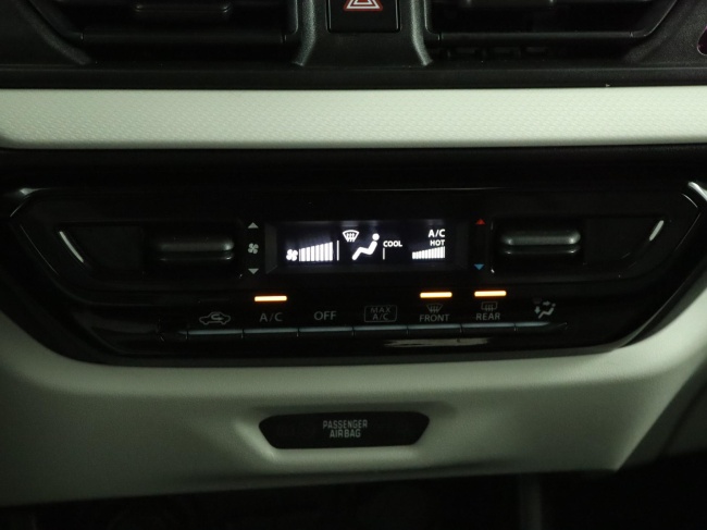 Suzuki Swift - 1.2 Select Smart Hybrid