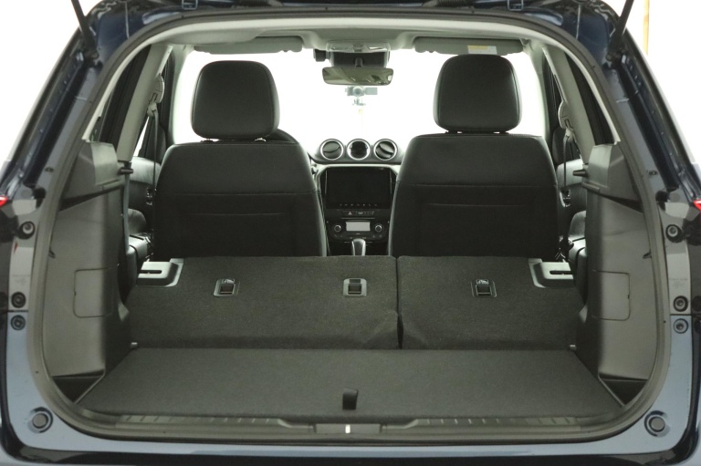 Suzuki Vitara - 1.4 Boosterjet Smart Hybrid Style  24