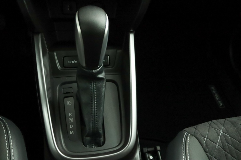 Suzuki Vitara - 1.4 Boosterjet Smart Hybrid Style  25