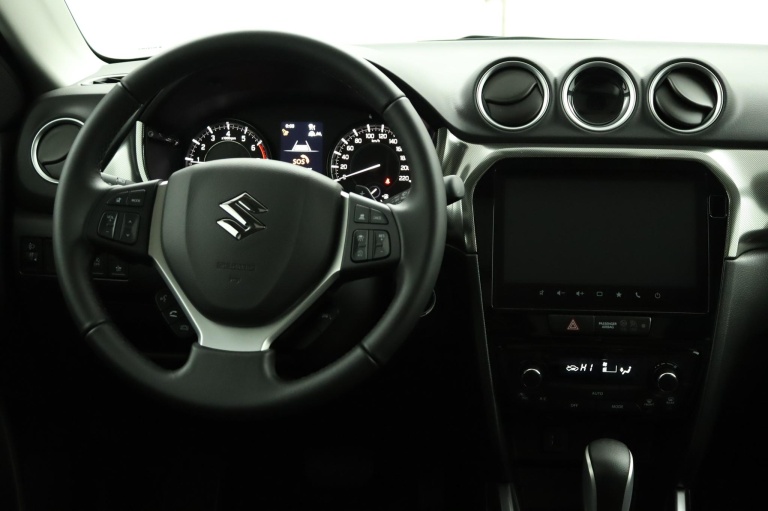 Suzuki Vitara - 1.4 Boosterjet Smart Hybrid Style  55