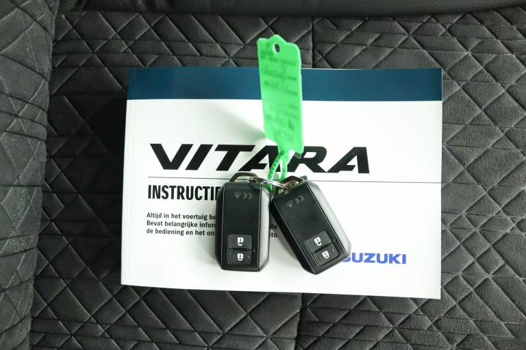 Suzuki Vitara - 1.4 Boosterjet Smart Hybrid Style  8