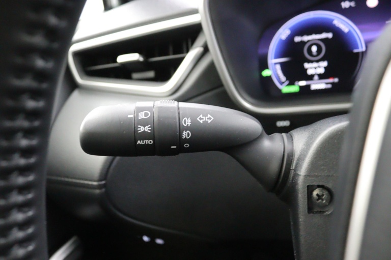 Toyota Corolla Cross - Hybrid 140 Style 19