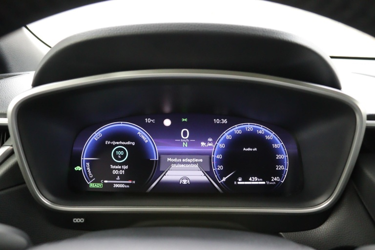 Toyota Corolla Cross - Hybrid 140 Style 20