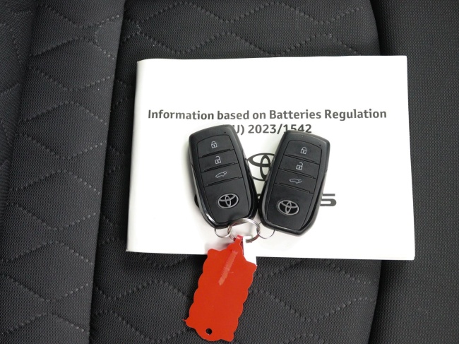 Toyota Corolla Cross - Hybrid 140 Style