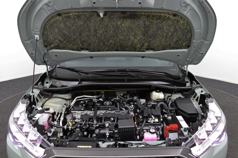 Toyota Corolla Cross - Hybrid 140 Style 32