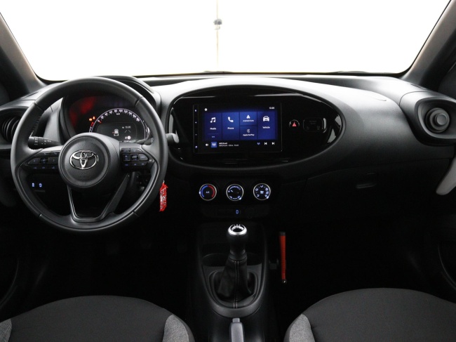 Toyota Aygo X - 1.0 VVT-i MT Play