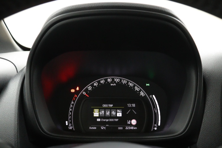 Toyota Aygo X - 1.0 VVT-i MT Play 20