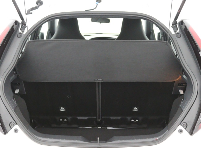 Toyota Aygo X - 1.0 VVT-i MT Play