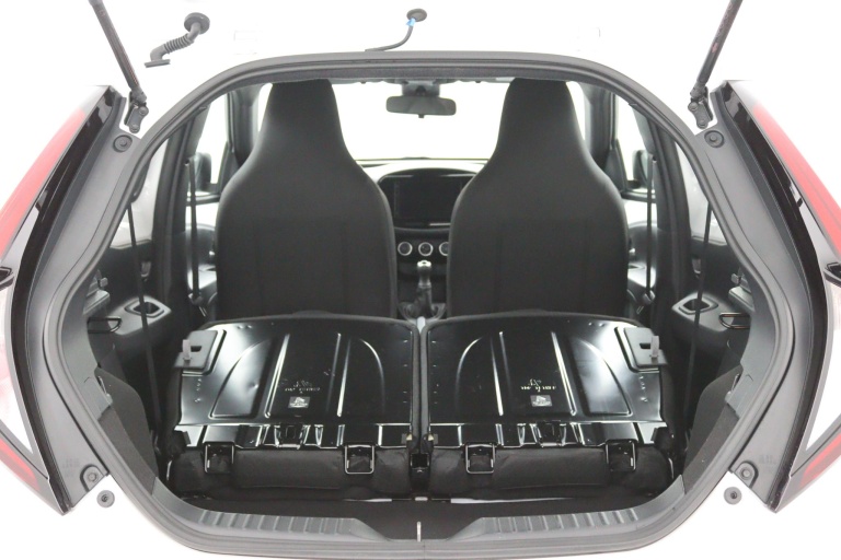 Toyota Aygo X - 1.0 VVT-i MT Play 27