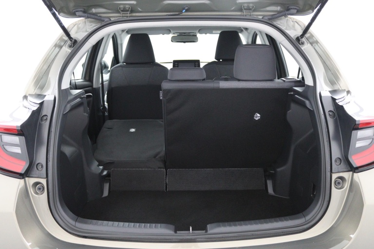 Toyota Yaris - 1.5 Hybrid Dynamic 23