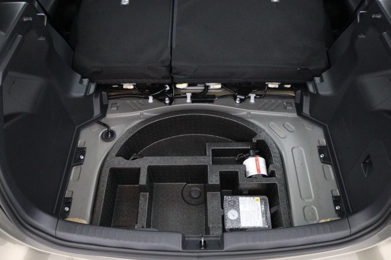 Toyota Yaris - 1.5 Hybrid Dynamic 31