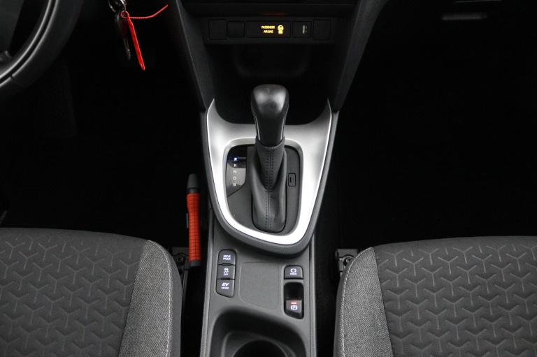 Toyota Yaris Cross - 1.5 Hybrid 26