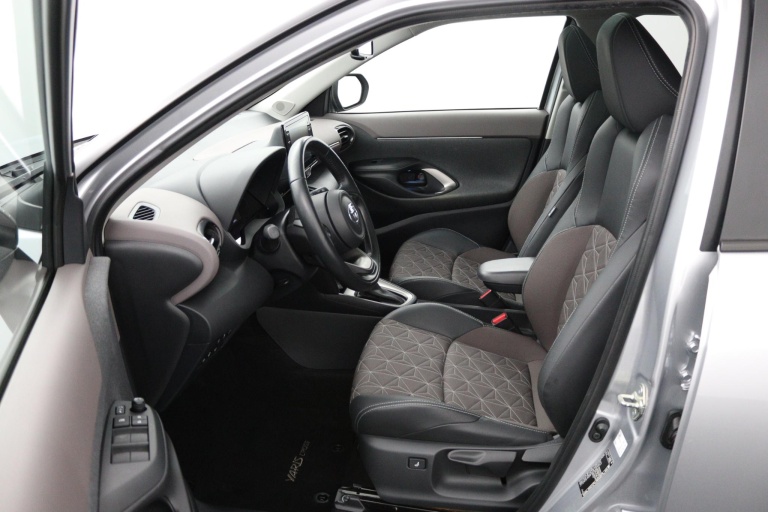 Toyota Yaris Cross - 1.5 Hybrid Adventure 17