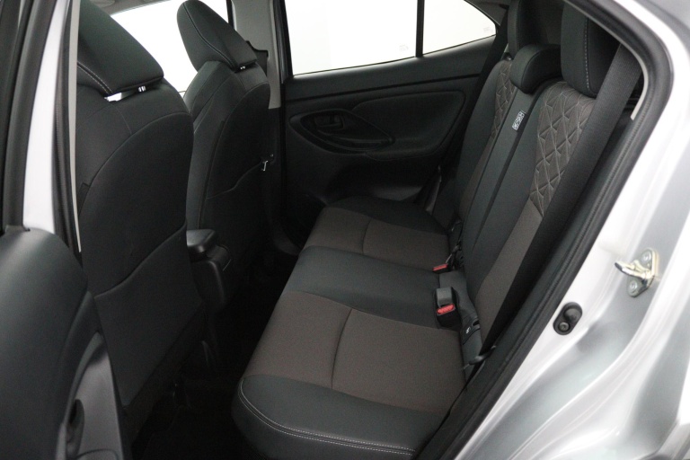 Toyota Yaris Cross - 1.5 Hybrid Adventure 18