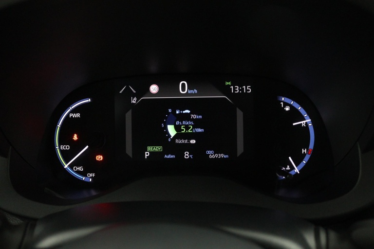 Toyota Yaris Cross - 1.5 Hybrid Adventure 6