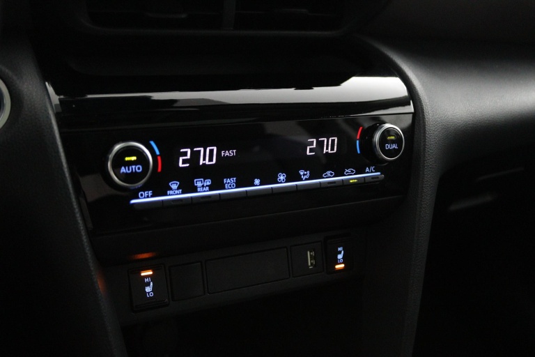 Toyota Yaris Cross - 1.5 Hybrid Adventure 7