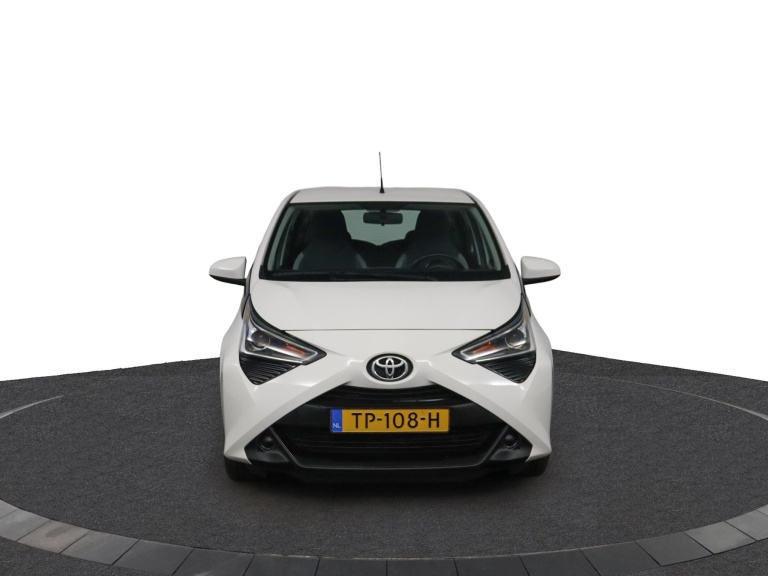 Toyota Aygo - 1.0 VVT-i x-play 16