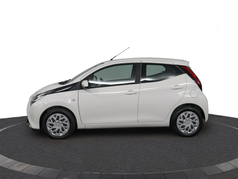 Toyota Aygo - 1.0 VVT-i x-play 3