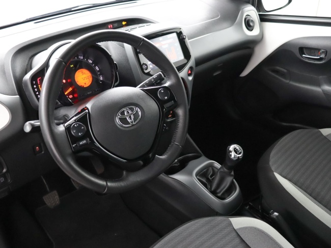 Toyota Aygo - 1.0 VVT-i x-play
