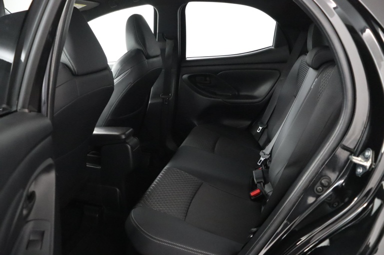 Toyota Yaris - 1.5 Hybrid 130 Executive 17