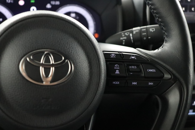 Toyota Yaris - 1.5 Hybrid 130 Executive 19