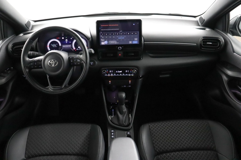 Toyota Yaris - 1.5 Hybrid 130 Executive 4