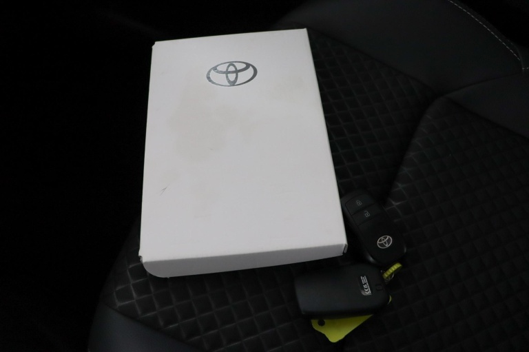 Toyota Yaris - 1.5 Hybrid 130 Executive 9