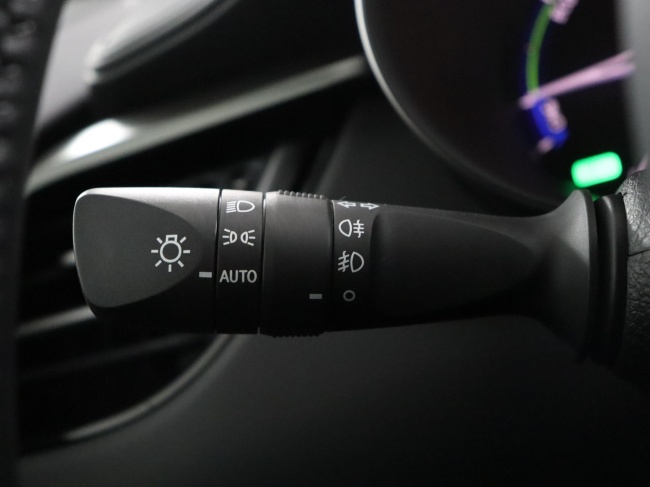 Toyota C-HR - 2.0 Hybrid Dynamic