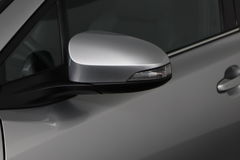 Toyota C-HR - 2.0 Hybrid Dynamic 36