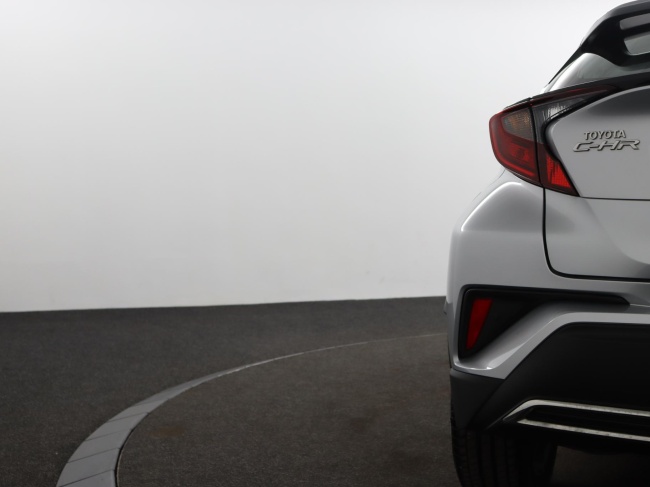 Toyota C-HR - 2.0 Hybrid Dynamic