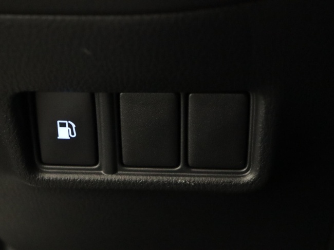 Toyota C-HR - 2.0 Hybrid Dynamic