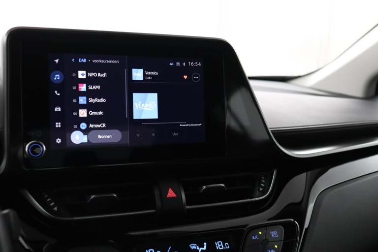 Toyota C-HR - 2.0 Hybrid Dynamic 8