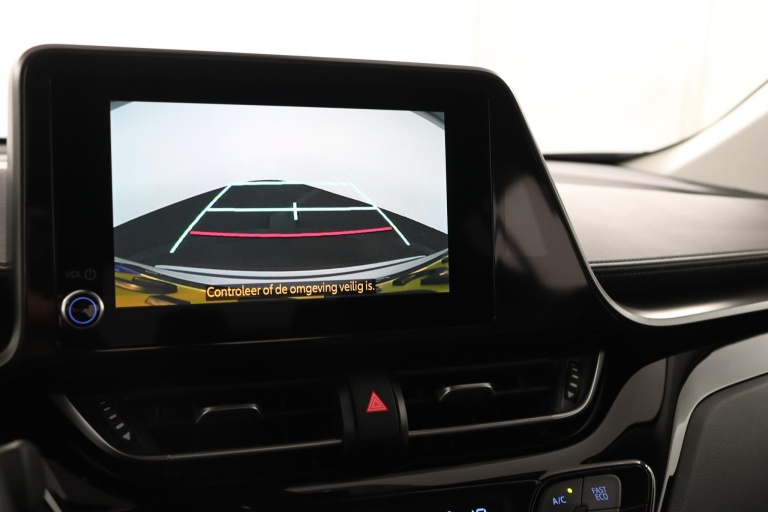 Toyota C-HR - 2.0 Hybrid Dynamic 9