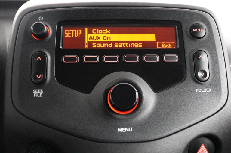 Toyota Aygo - 1.0 VVT-i x-now 40