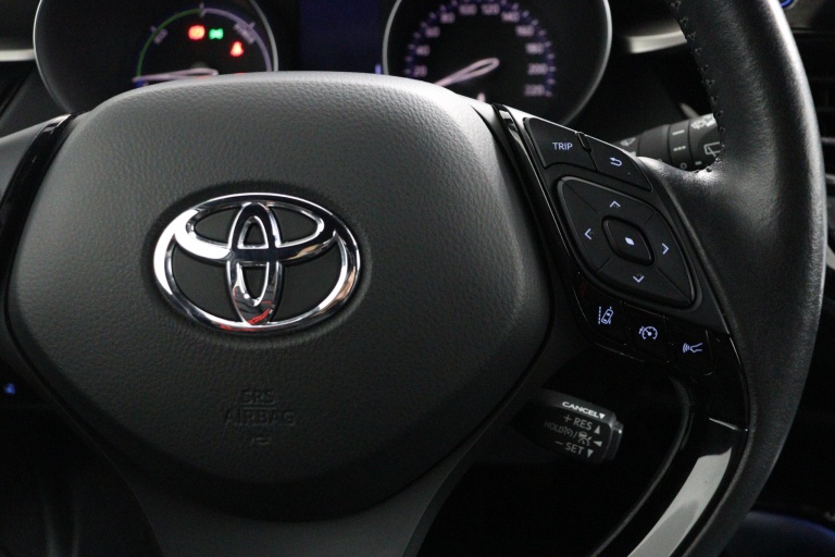Toyota C-HR - 1.8 Hybrid Executive 19