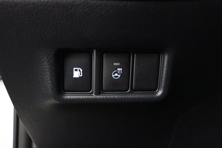 Toyota C-HR - 1.8 Hybrid Executive 30