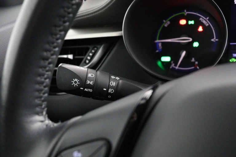 Toyota C-HR - 1.8 Hybrid Executive 31