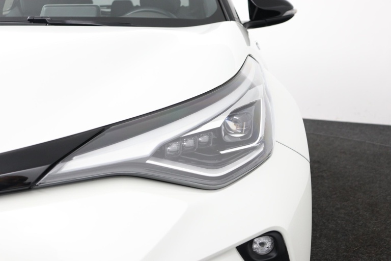 Toyota C-HR - 1.8 Hybrid Executive 37