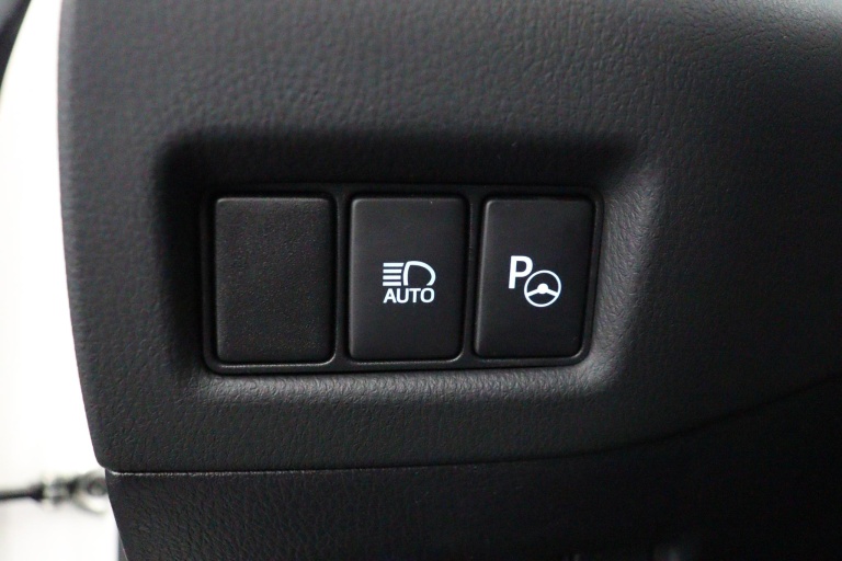 Toyota C-HR - 1.8 Hybrid Executive 46